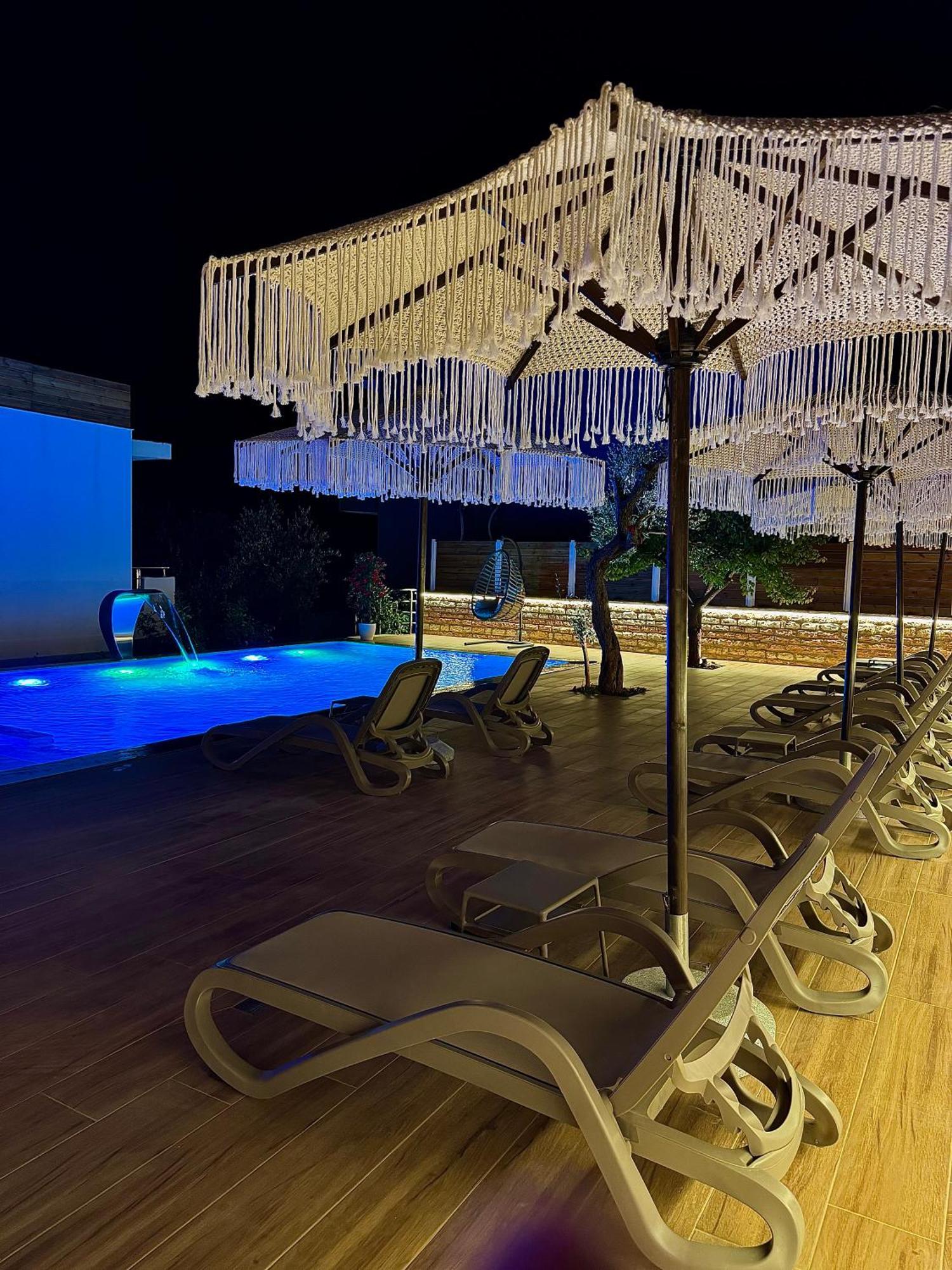 Dinael Villa Ksamil