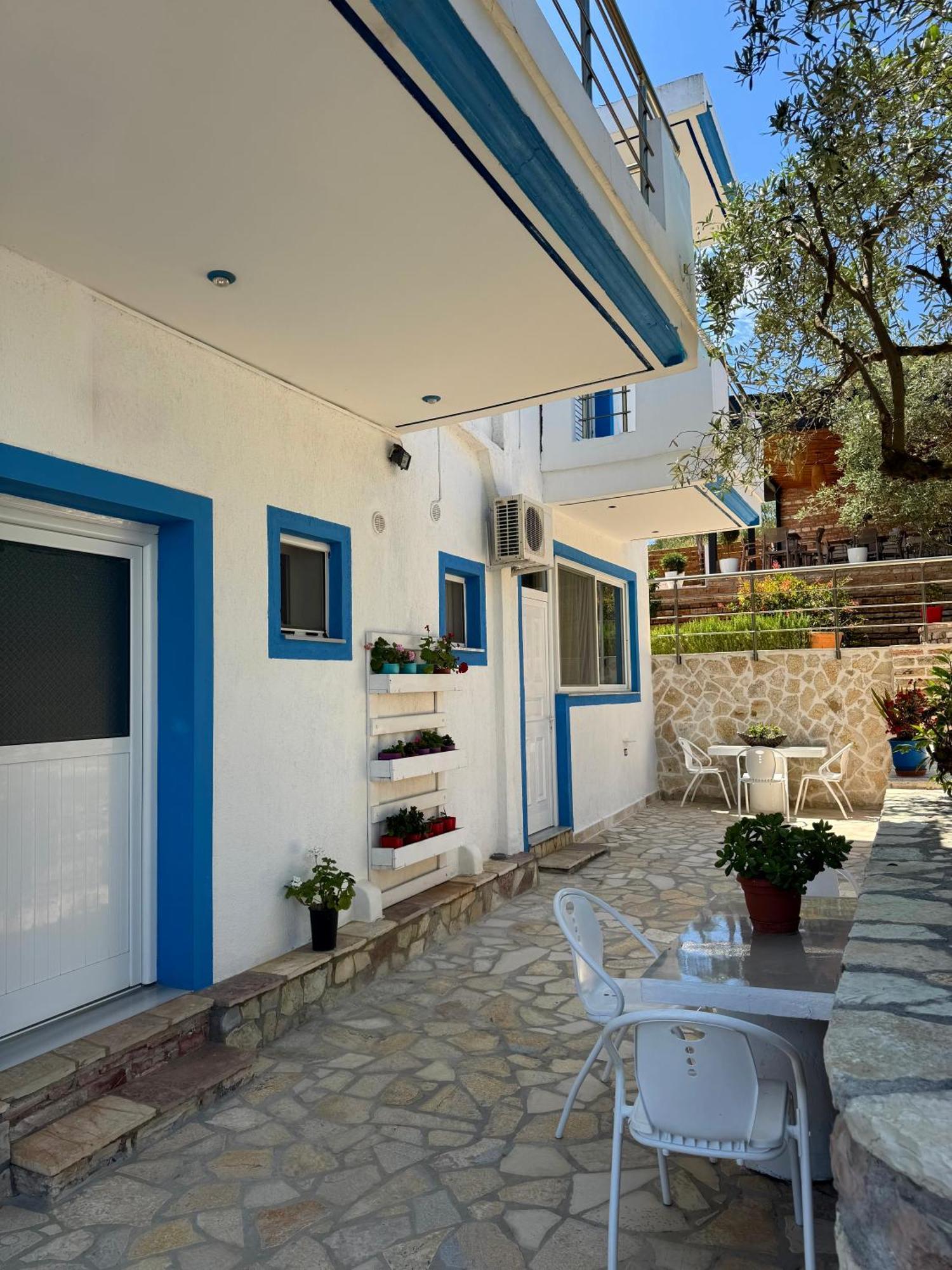 Dinael Villa Ksamil