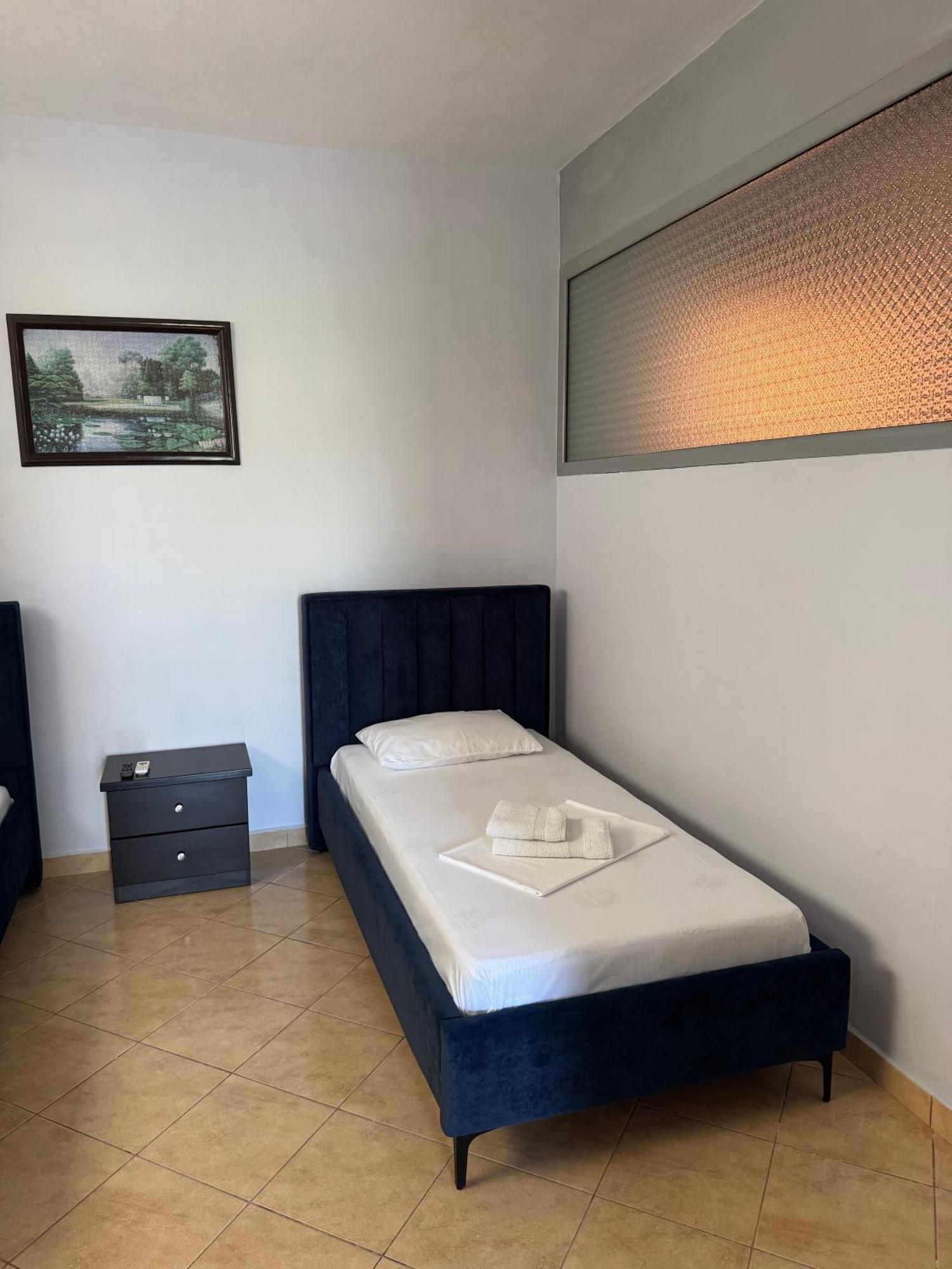 Dinael Villa Ksamil